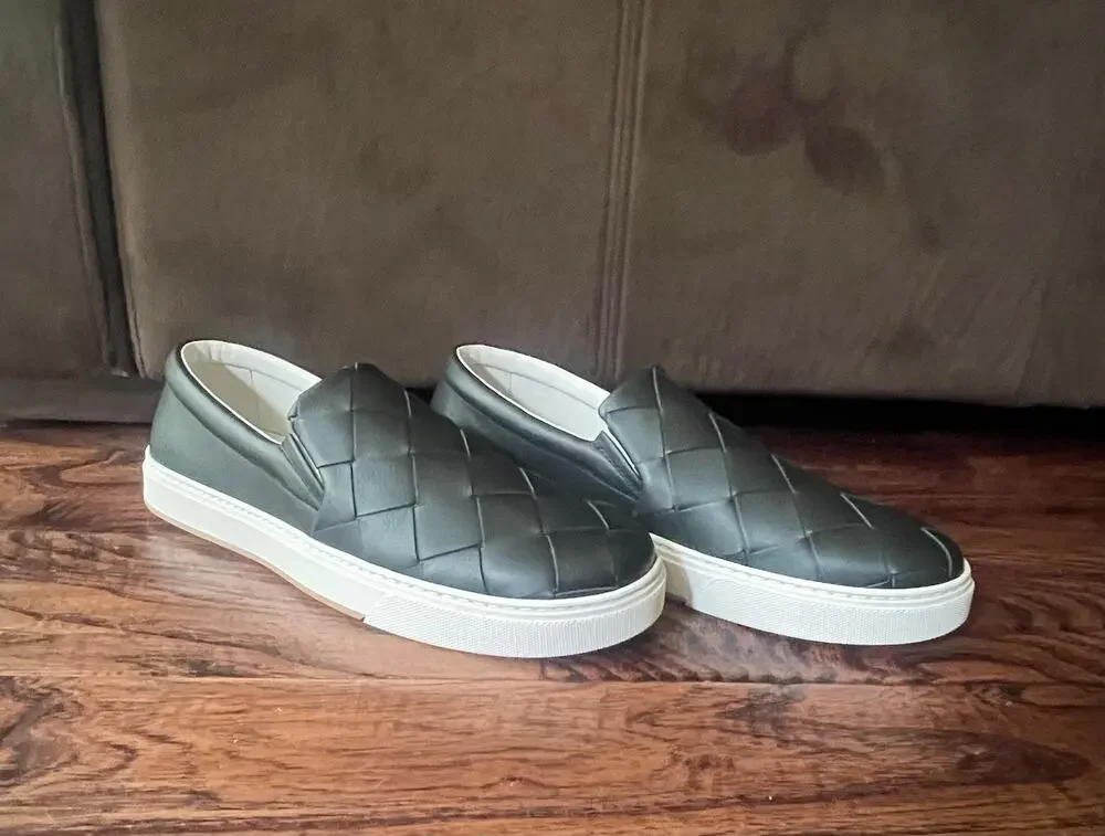 $1095 NIB Bottega Veneta Intrecciato Leather Slip-On Sneakers Black White 9(42)